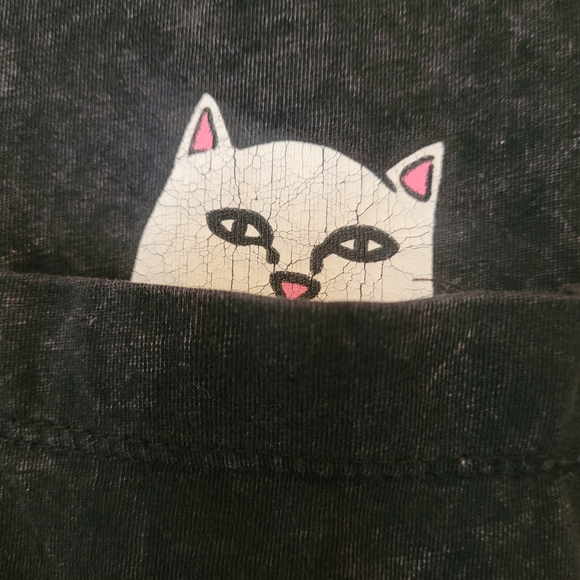 RIPNDIP charcoal T-Shirt with Cat Pocket flipping the bird. - Picture 3 of 8